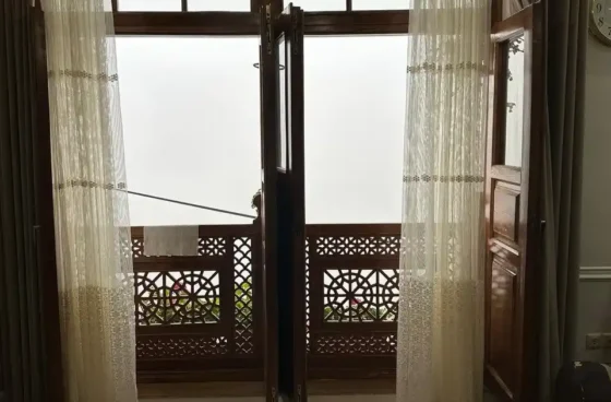 اقامتگاه طبقه بالا هتل نیما ماسوله