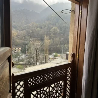 اقامتگاه طبقه بالا هتل نیما ماسوله